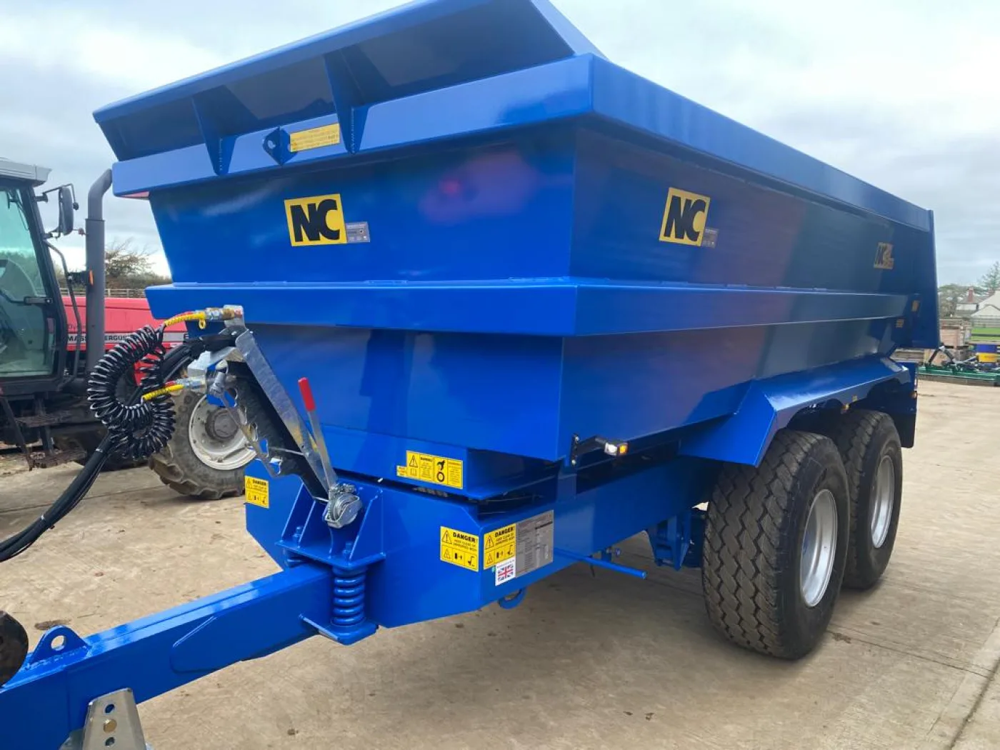 NC Trailer DT320 (Power Tilt 300 Range) - 5