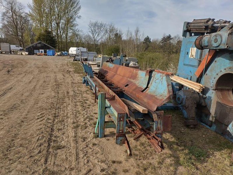 Cambia 610 Debarking Machine