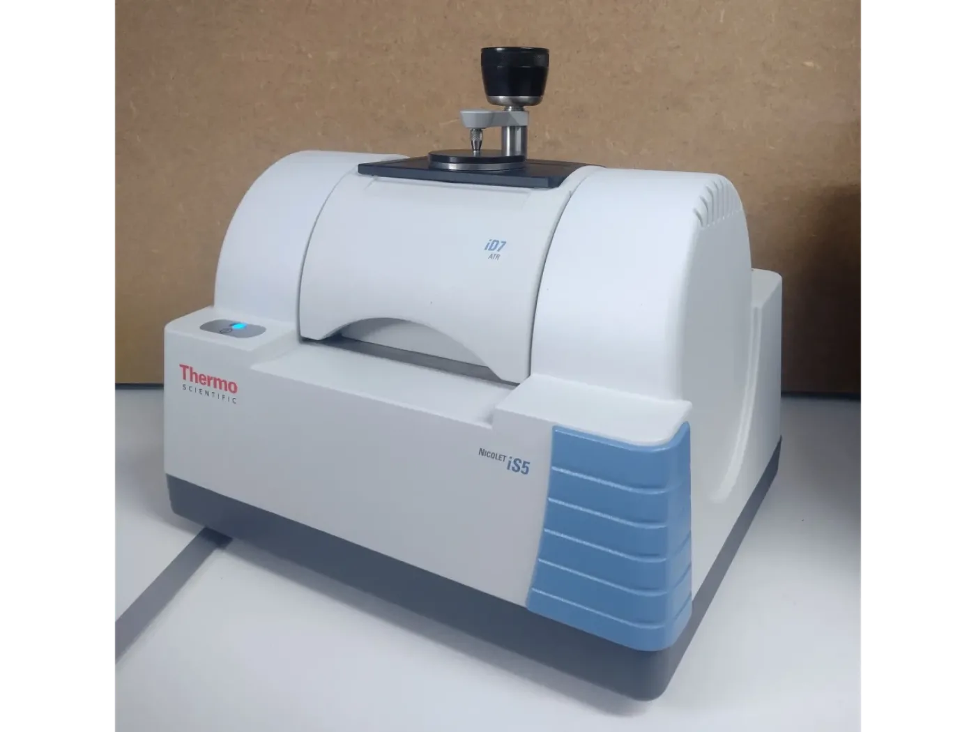 Thermo Nicolet IS5 FTIR with iD7 ATR - 2