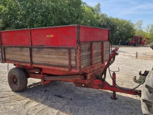 Pettit Single Axle High Type Trailer