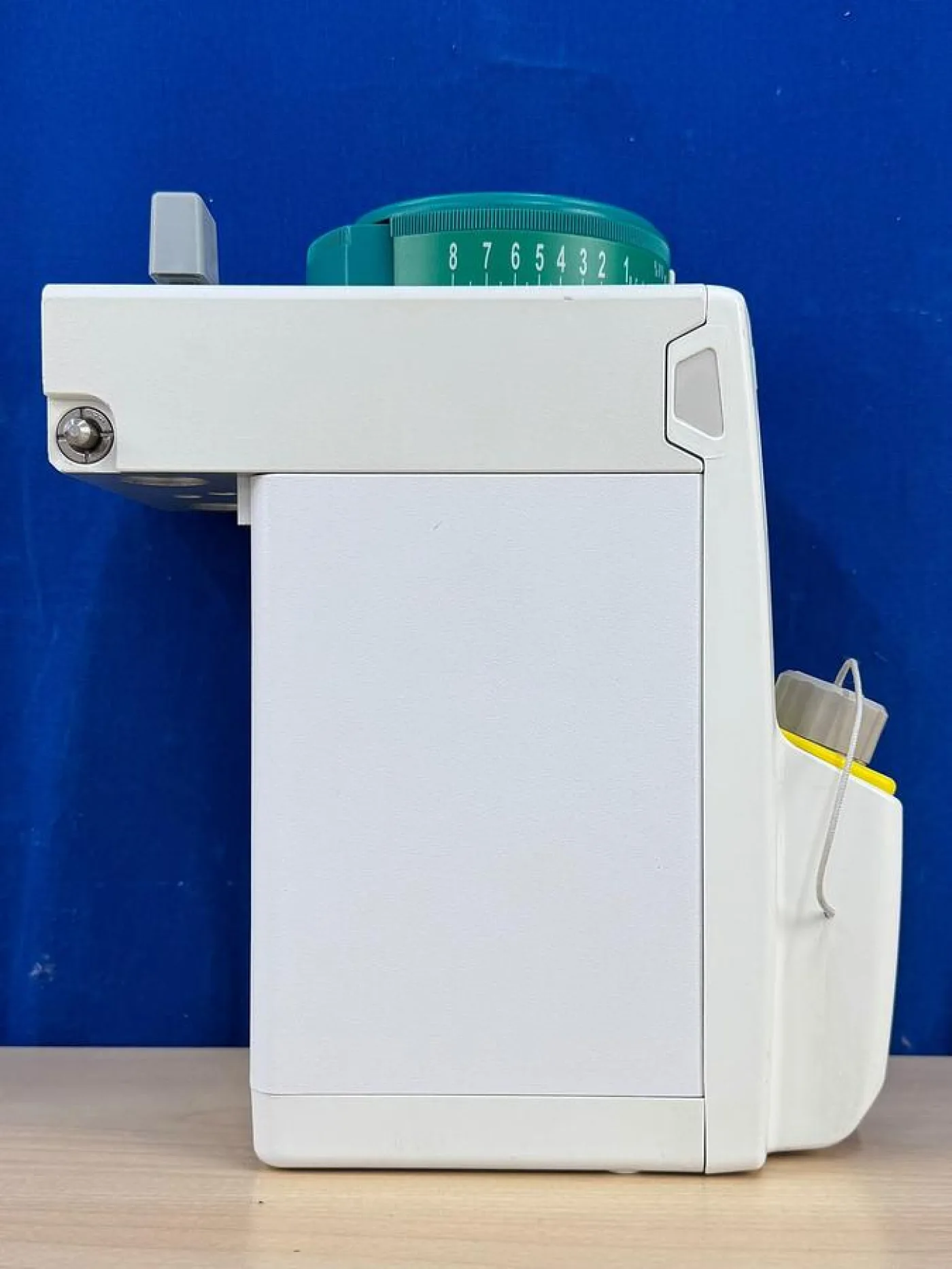 GE Tec 7 Sevoflurane Vaporizer REF: M1107626 - 4