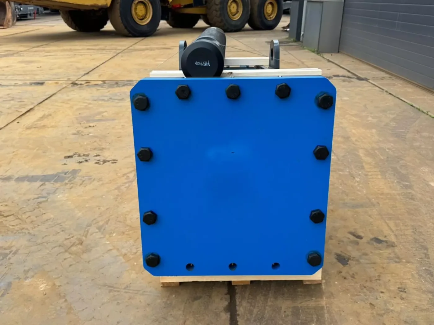Hammer HS3200 fits 30-47 Ton excavator - 8