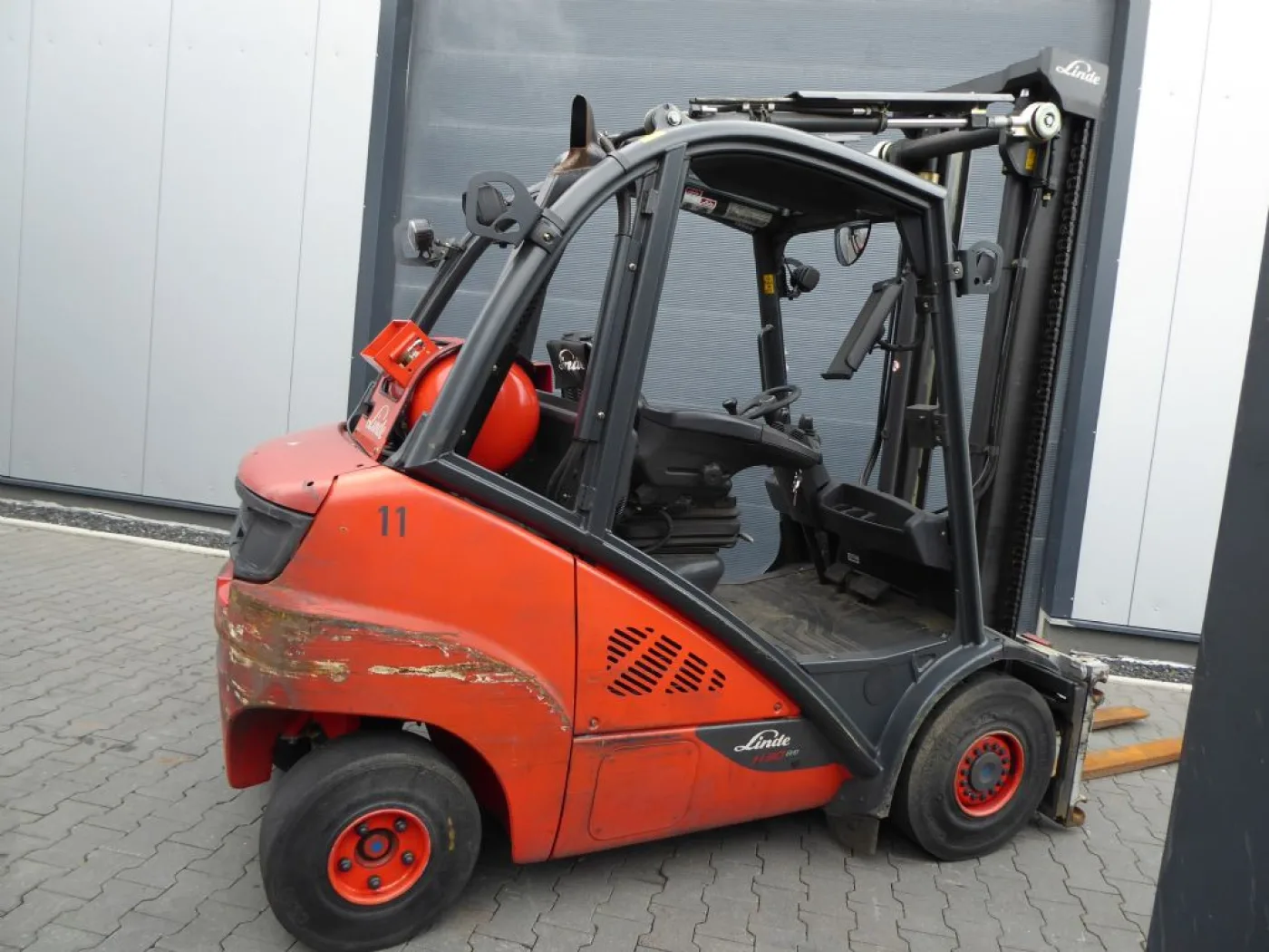 Linde H30T-02 - 6