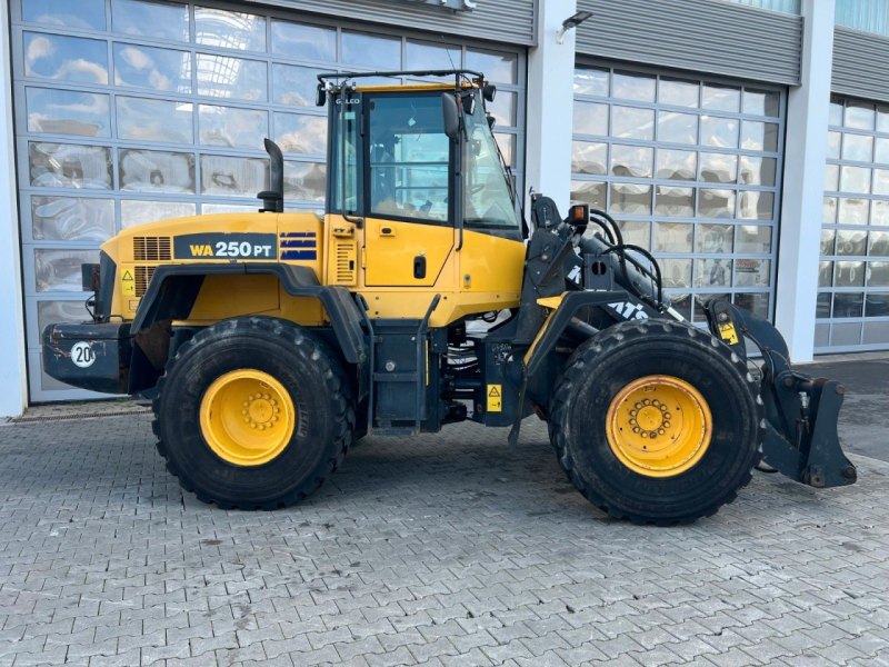 Komatsu WA 250 PT - 5H / 12.390h /