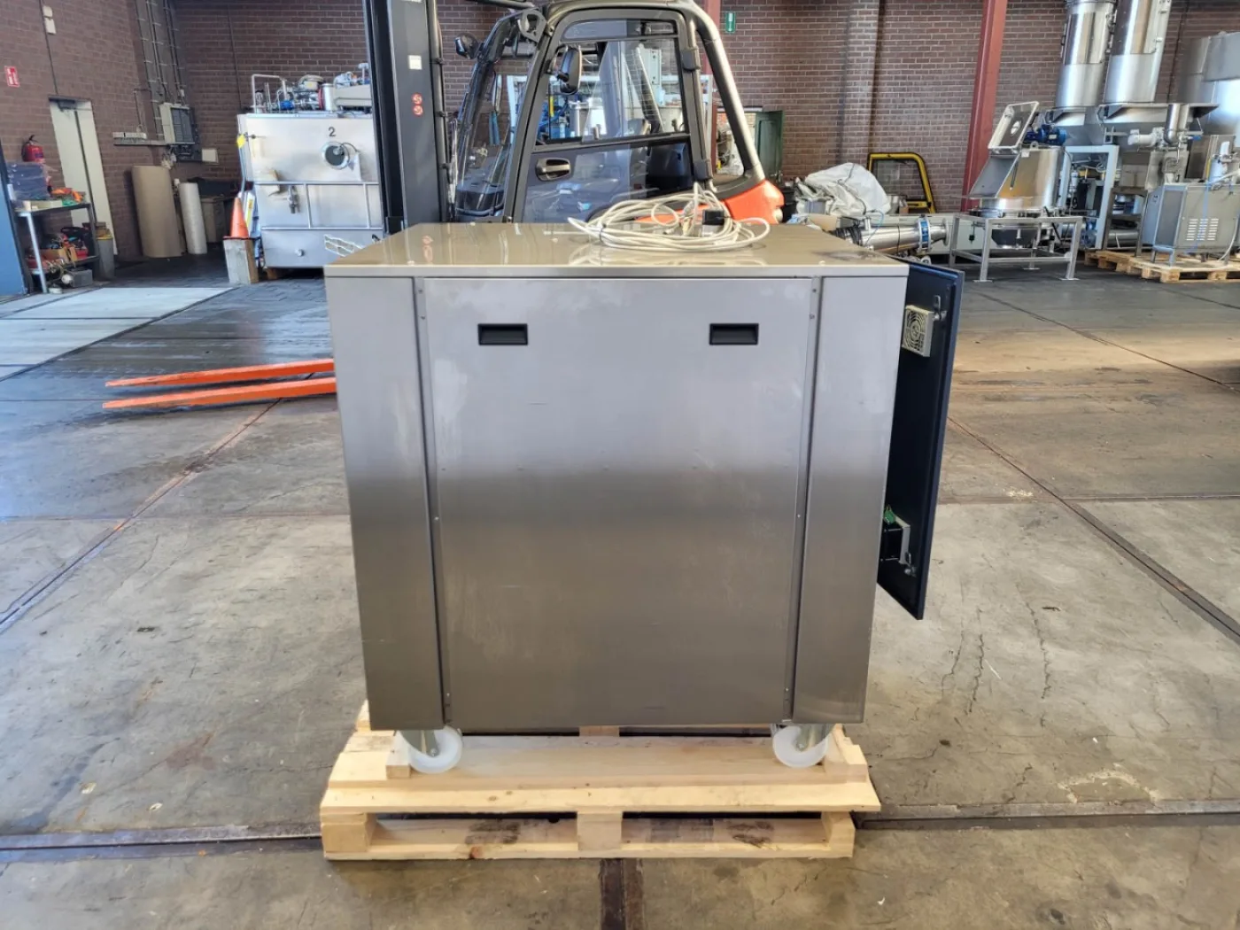 Huber HTS 30 (Heat Transfer Station) - Temperature control unit - 1
