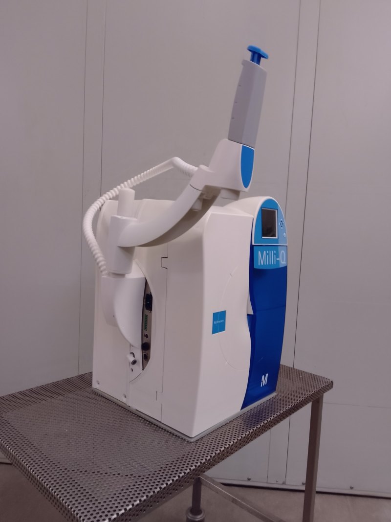 PURIFICATORE D’ACQUA – MILLIPORE – MOD. MILLII-Q REFERENCE A+