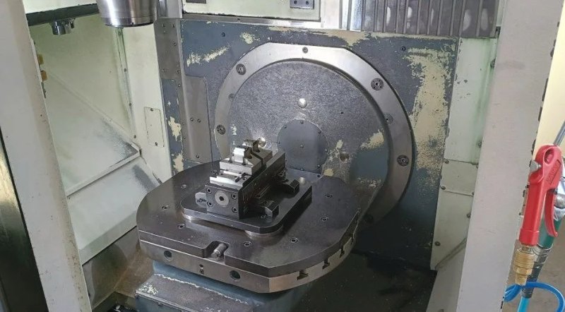 DMU 50 ecoline 3+2 Ax DMG MORI 2013