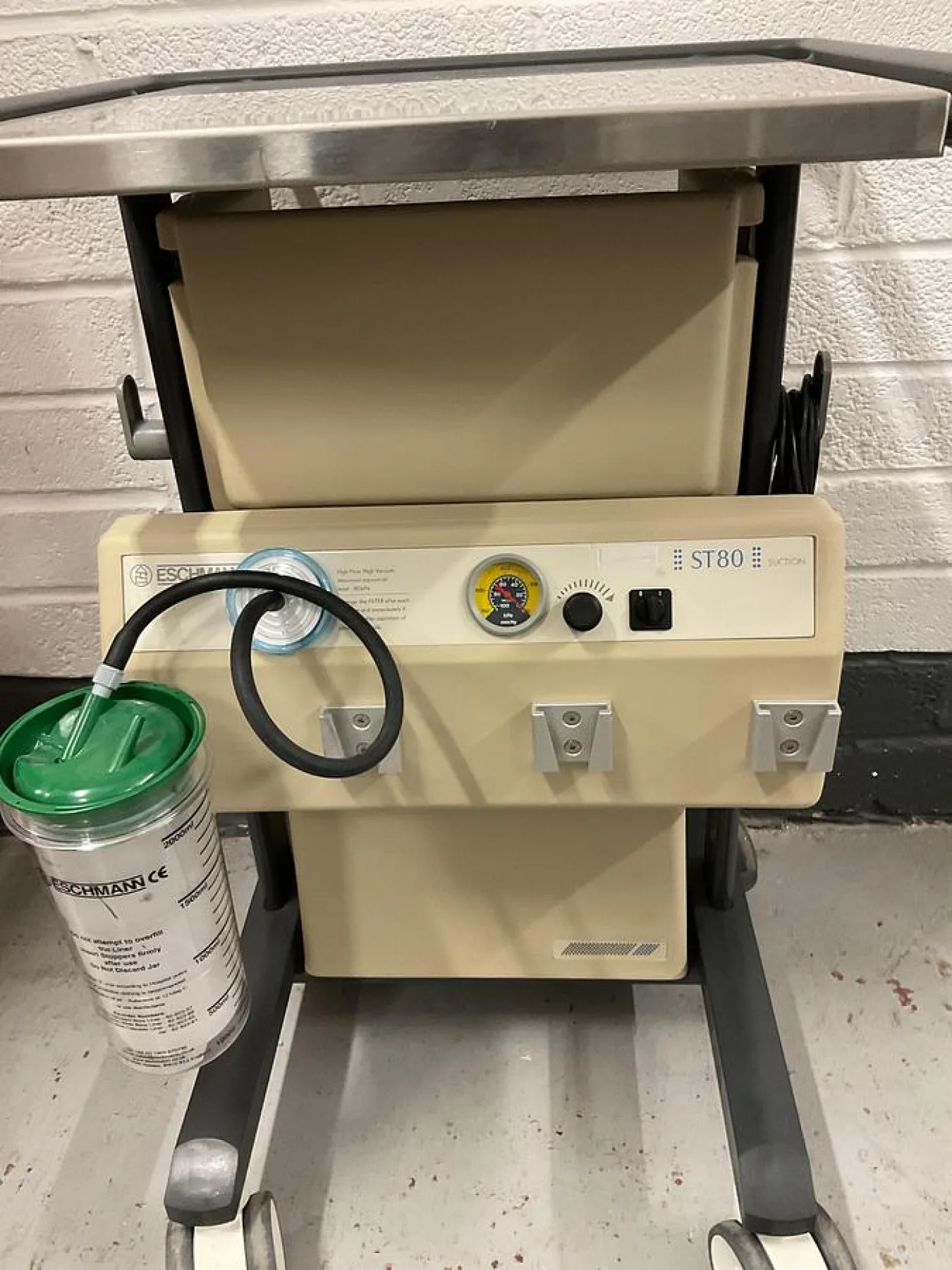 Eschmann 4 bottle suction trolley ST80 - 2