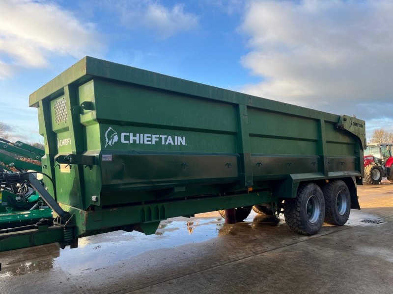 Chieftain 18 ton Root Trailer