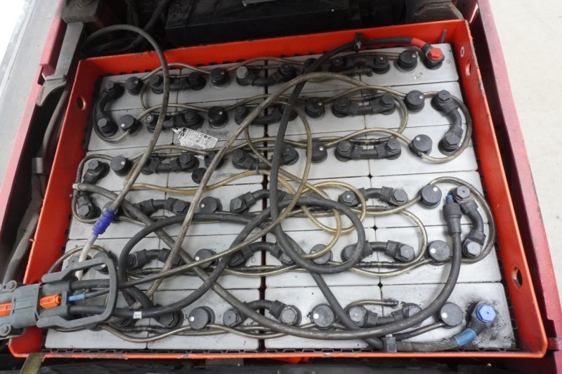 Frontstapler Linde E 20 PH 386 (2013)