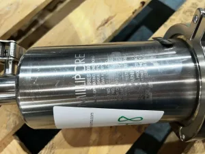 USED MILLIPORE SERIES 3000 T-LINE SINGLE-ROUND HOUSINGS STAINLESS STEEL FILTER 2.5 LITERS