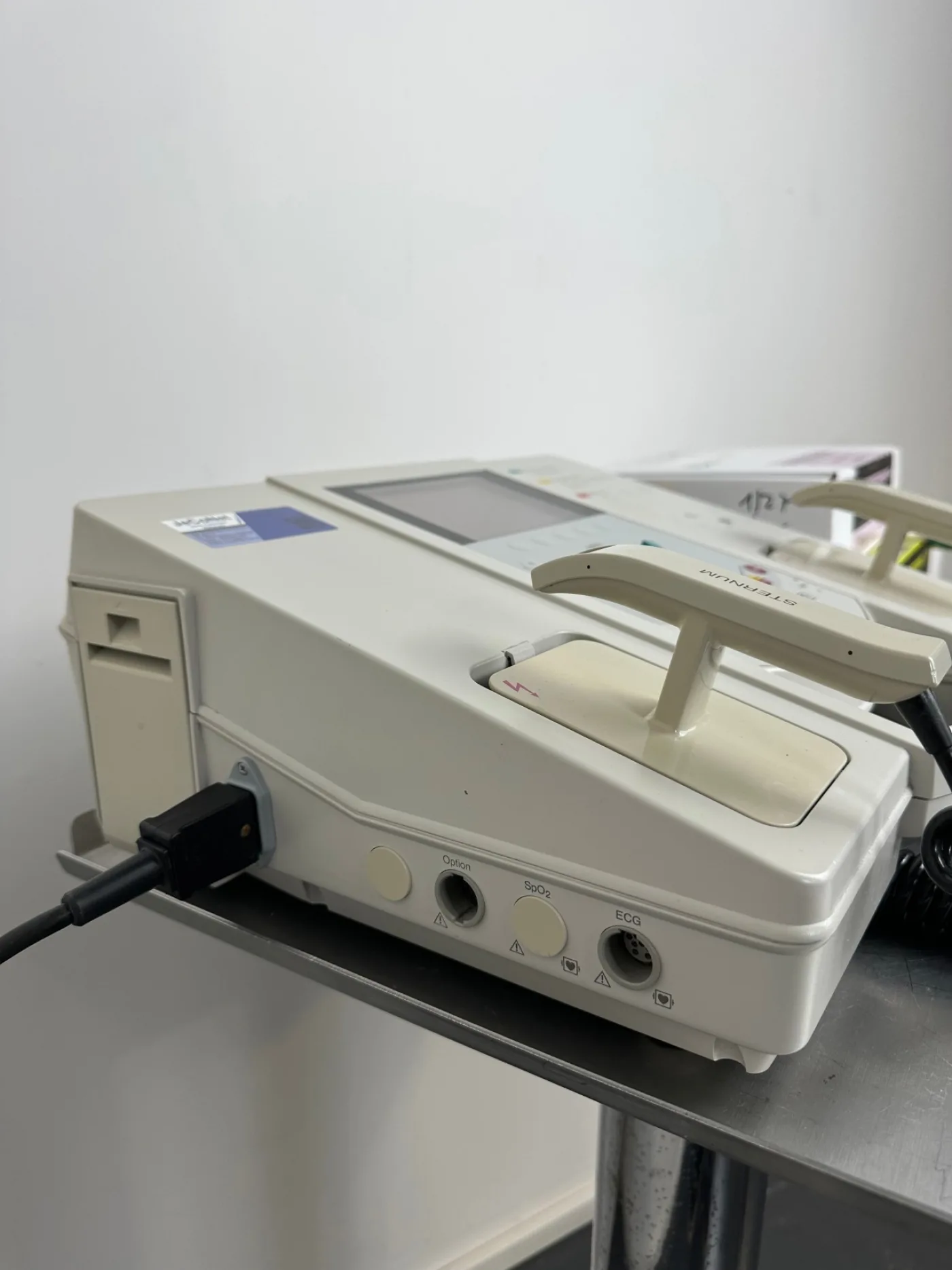 GE Defibrillator CardioServ 2002 - 3