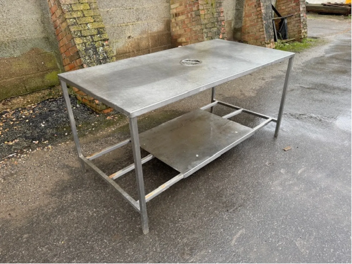 Table Stainless Steel - 1