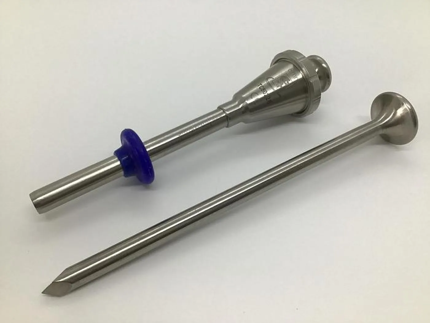 Femcare Trocar and Sheath 8mm - 1