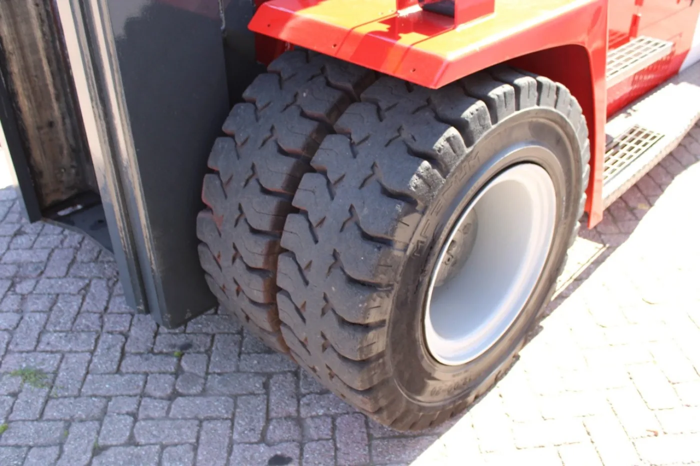 Kalmar DCE 160-12 FREE LIFT - 4