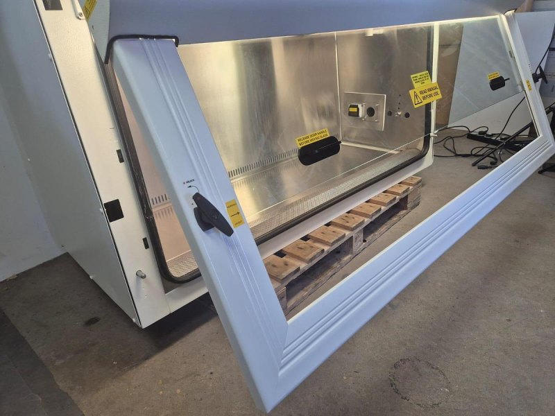 Bioquell Microflow Bio Safety Cabinet Class