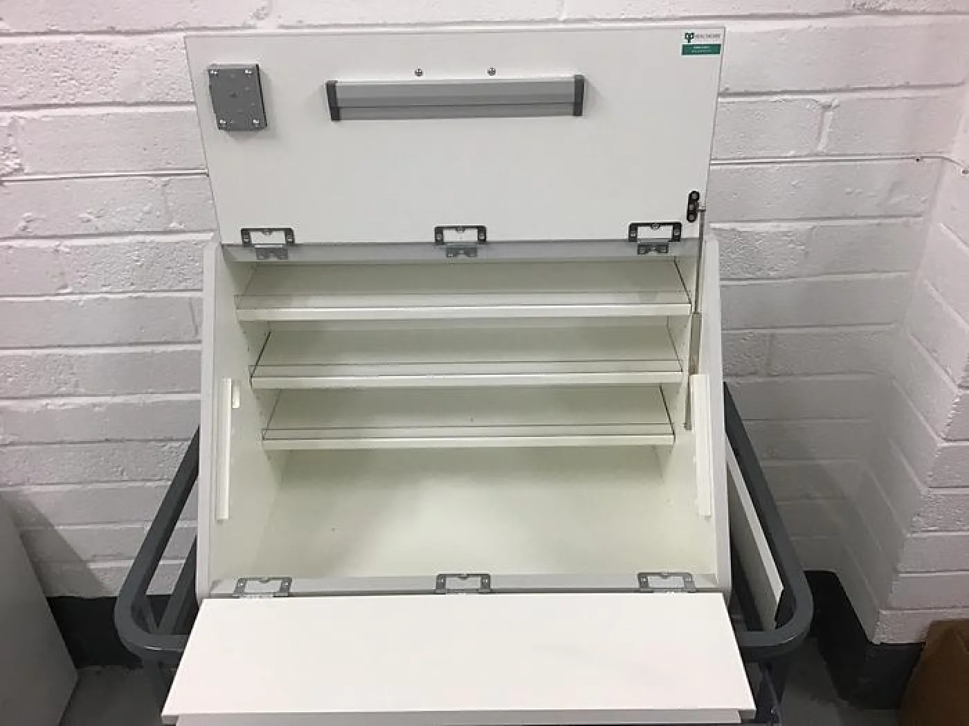 Drug Trolley - 3