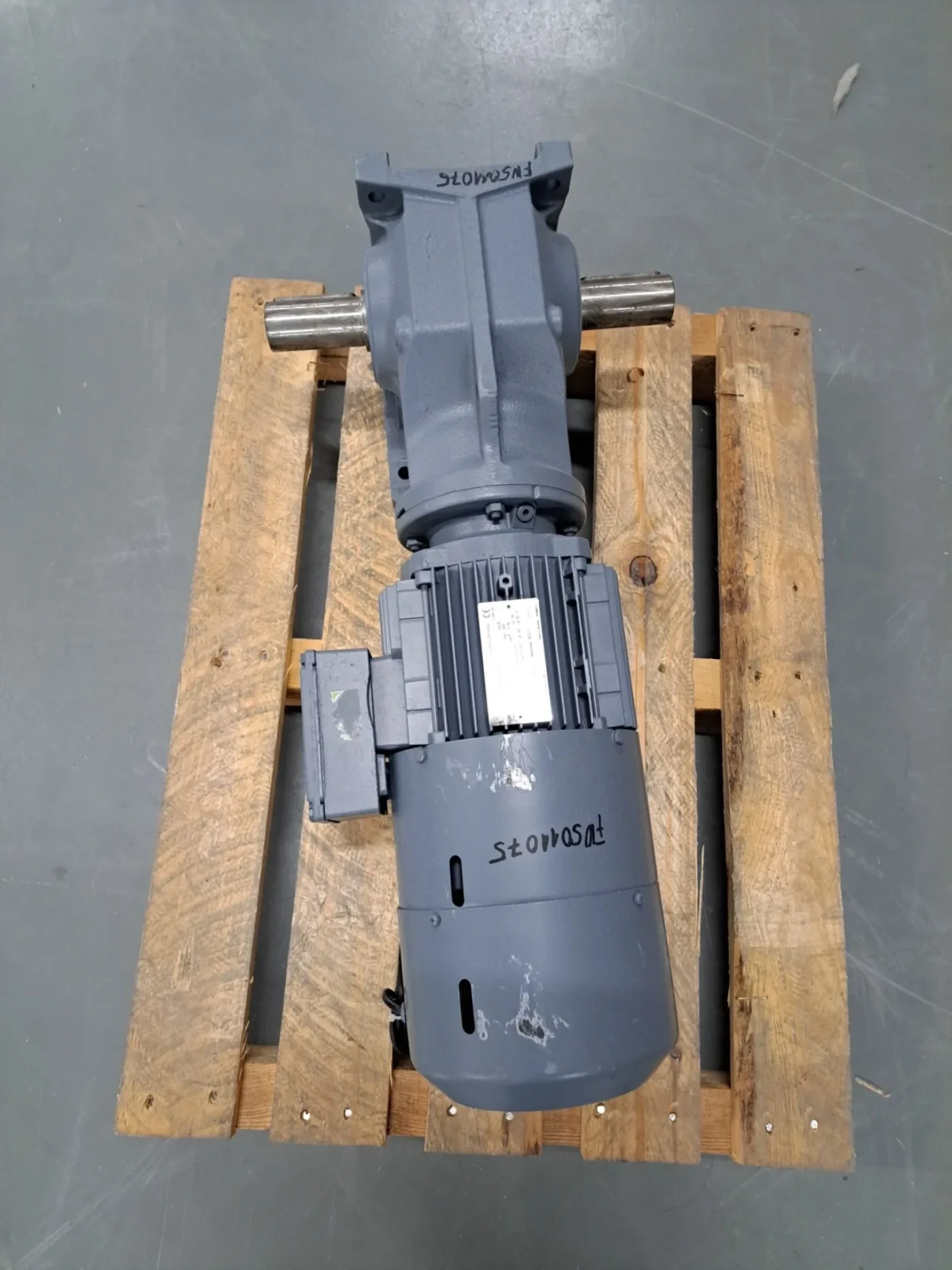 SEW Eurodrive Getriebemotor K67/RDT90L4/BMG/TH/AS3H - 5