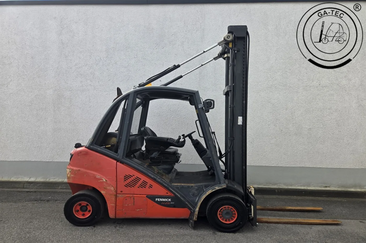 Linde H25T-02 - 5