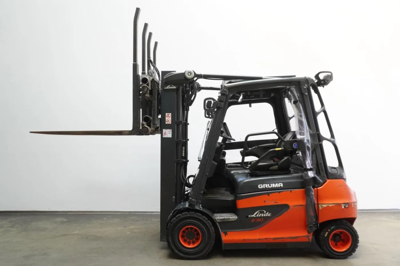 Frontstapler Linde E 30 387 (2021) - 2