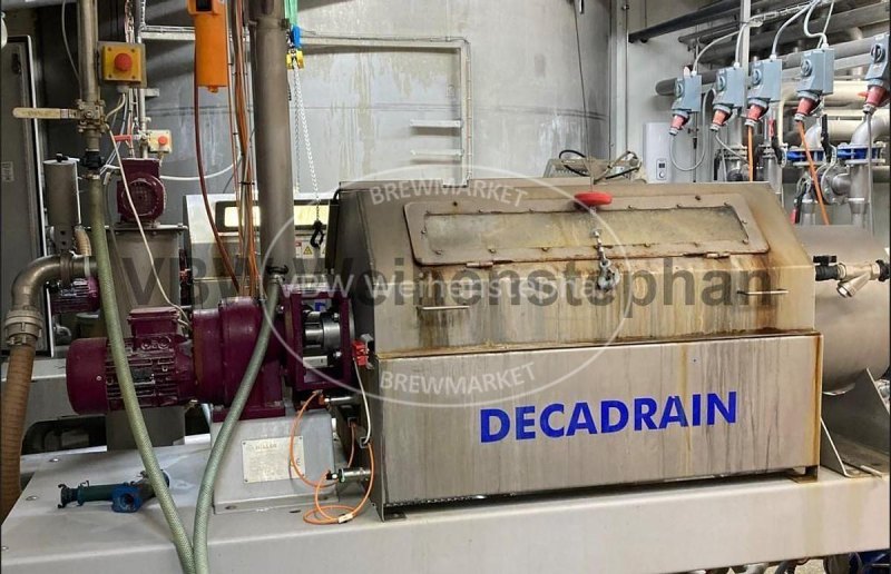 Decanter centrifuge