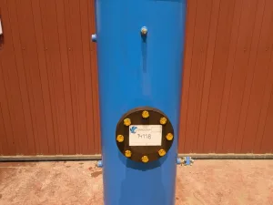 VERTICAL IRON AIR RECEIVER 240 LITRES