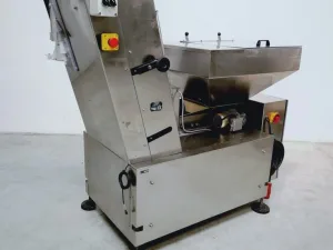 ALIMENTATORE ORIENTATORE TAPPI – ADV – MOD. 805