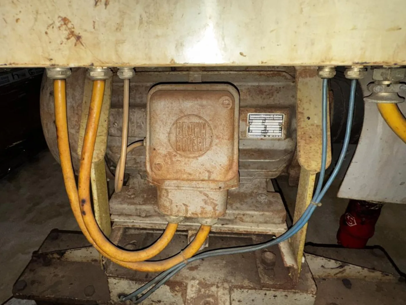 Birchheimer Hose cleaning machine with nozzle head - 3