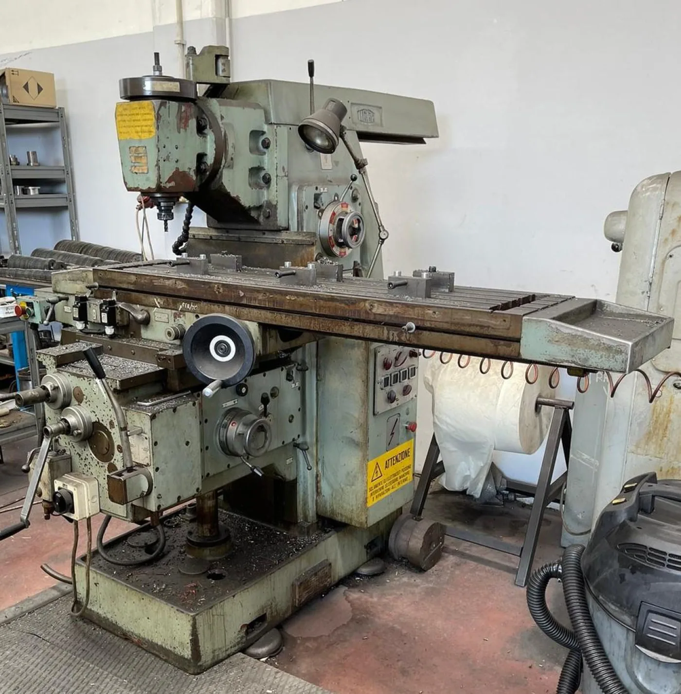 UNIVERSAL MILLING, TIGER - FU130 - Laxmi Metal & Machines, Rohtak - 1