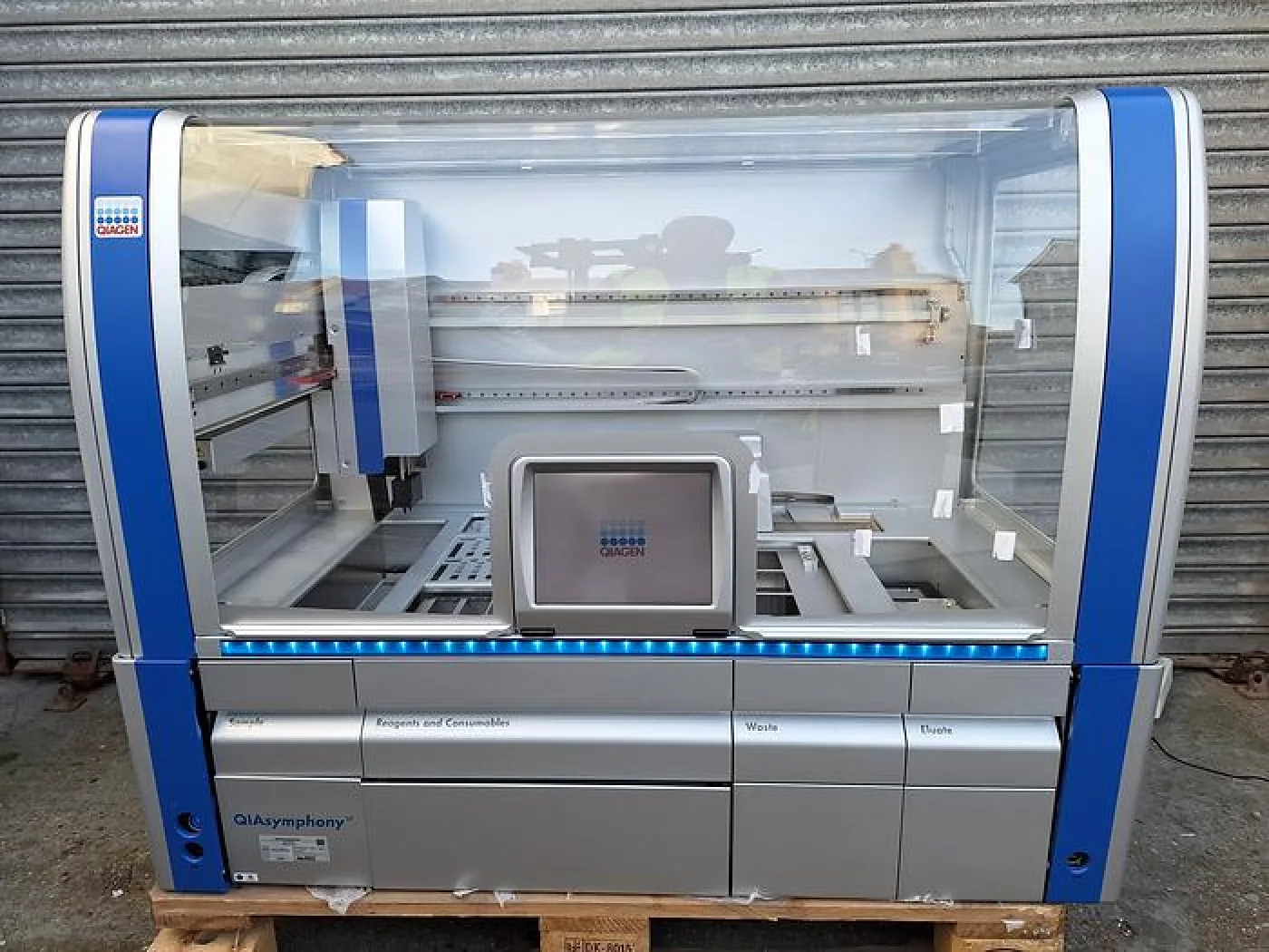 Qiagen QIAsymphony SP Fully-Automated DNA RNA Purification - 1