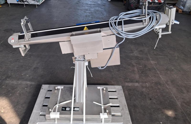 INOVA STS 1500 Zuführ- und Transportsystem