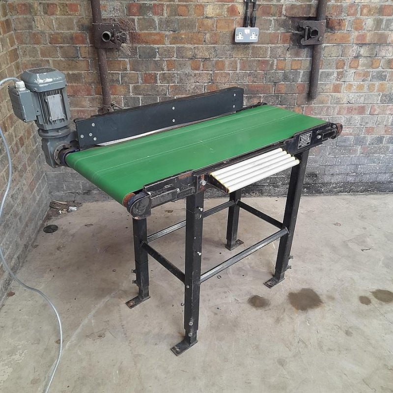 W J Murray Engineering Ltd Straight Conveyor