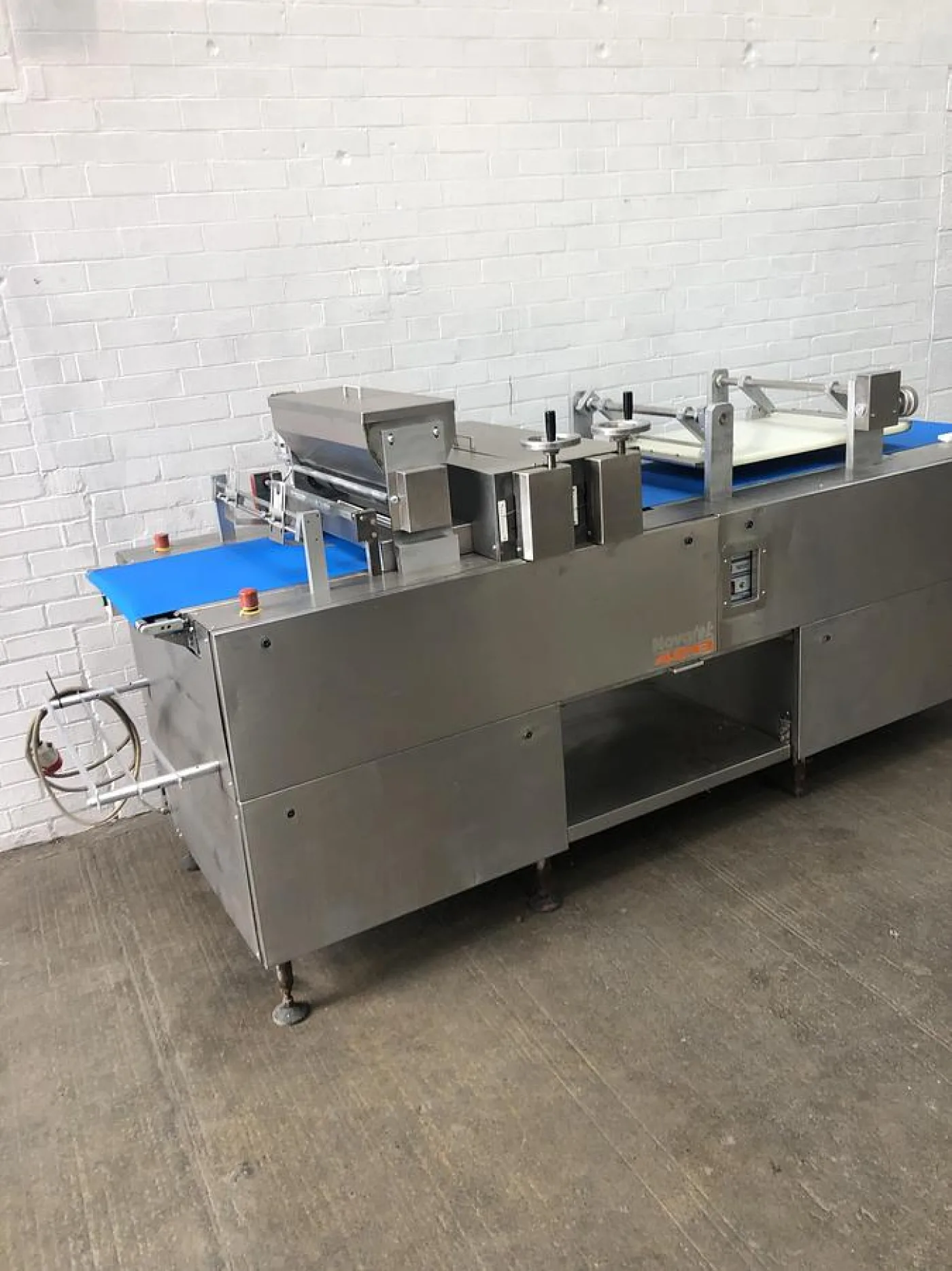 Oddy Novatek 428 Long Bed Pinner with New Belts Fitted - 2