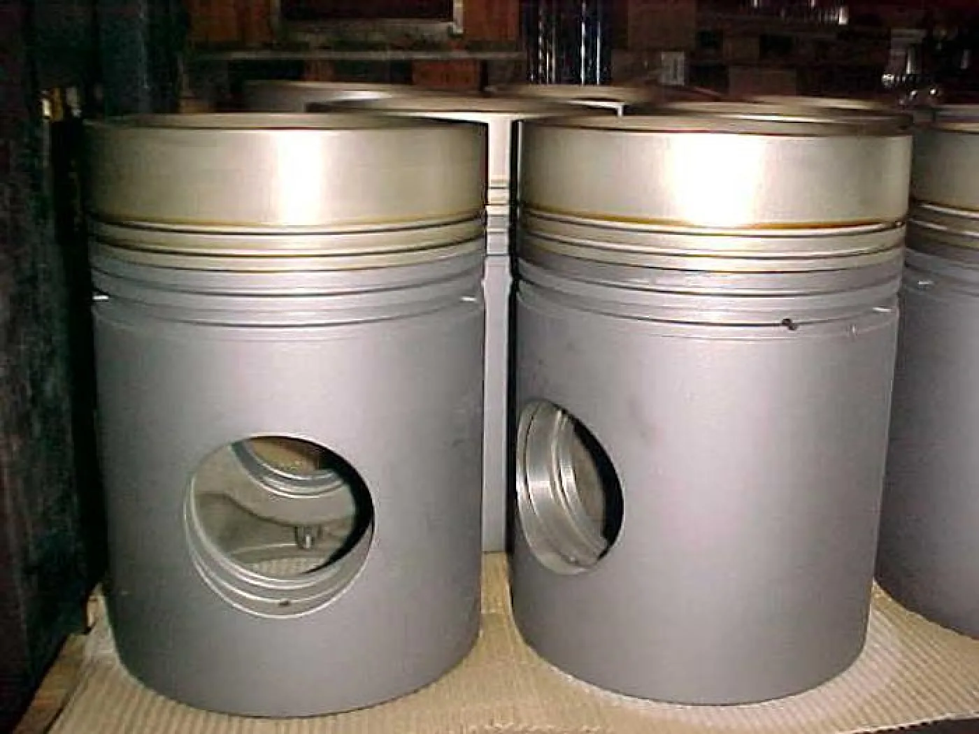 PISTONS MWM TBD 444-L6 / L8 - 1