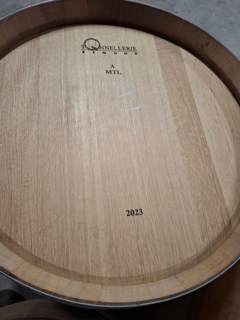 BARRELS LITERS 228, WHITE WINE OF FIRST-USE, SECOND-HAND EQUIPMENT