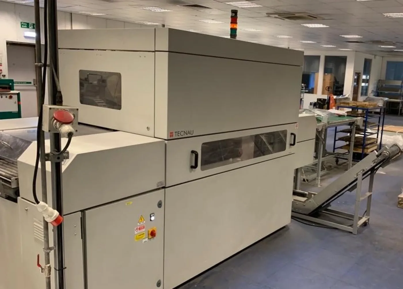 Tecnau VT 800 three knife trimmer - 3