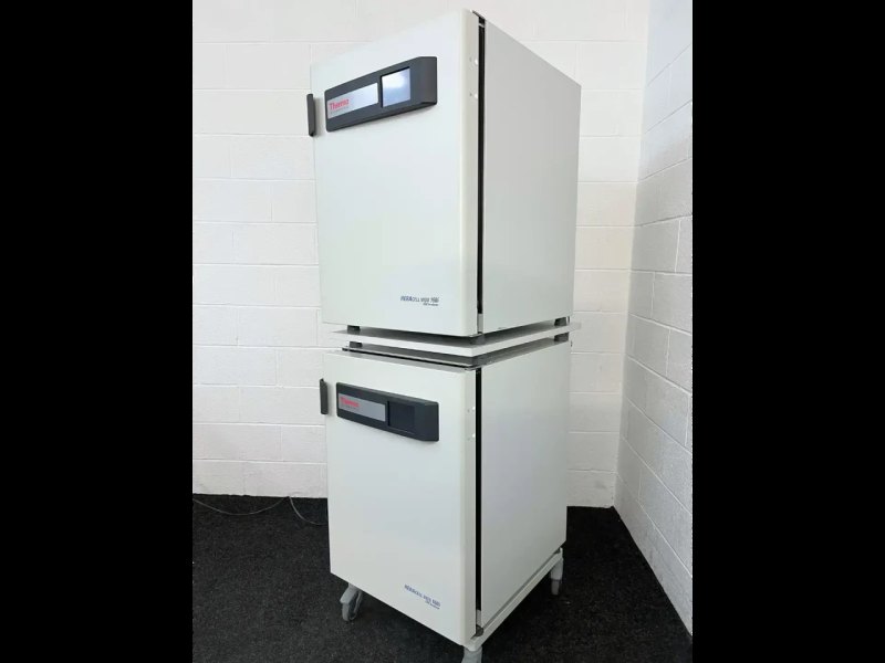 Thermo Scientific HERAcell VIOS 160i Incubator Stack