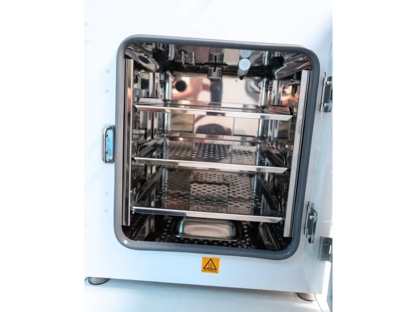 Esco CelCulture CO₂ Incubator - 4
