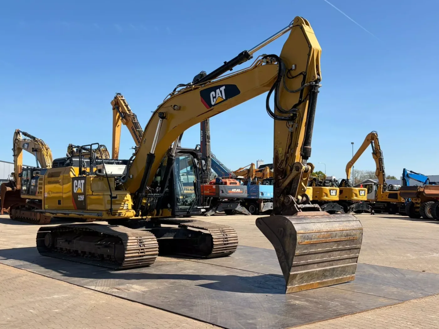 Caterpillar 326FL - 7