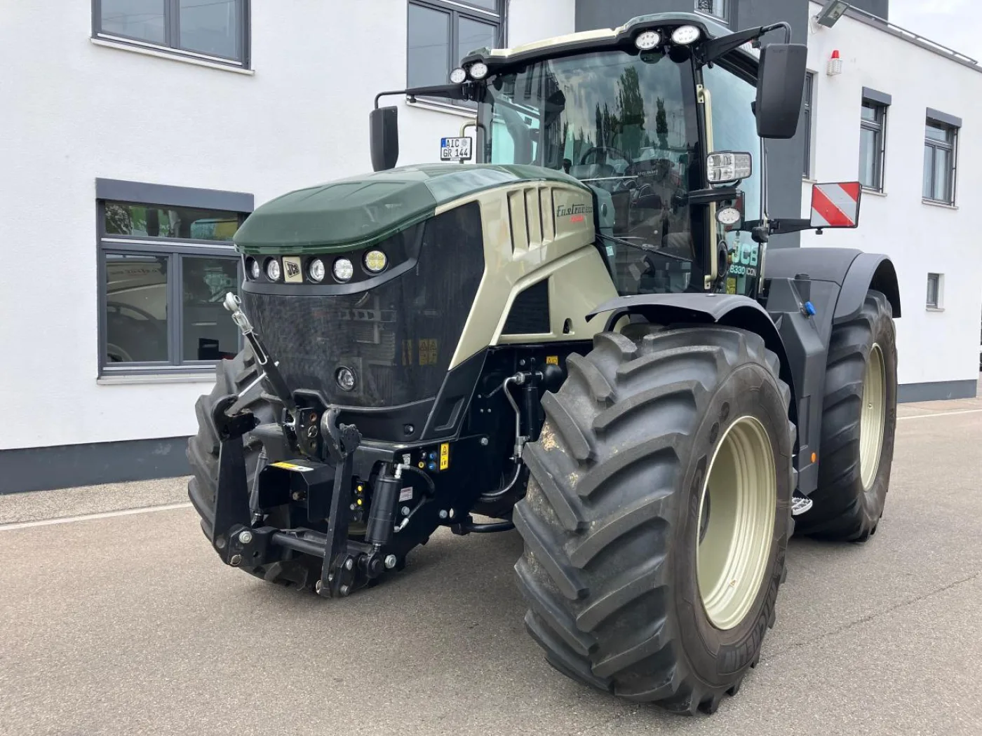 Schlepper JCB Fastrac 8330 iCON - 2