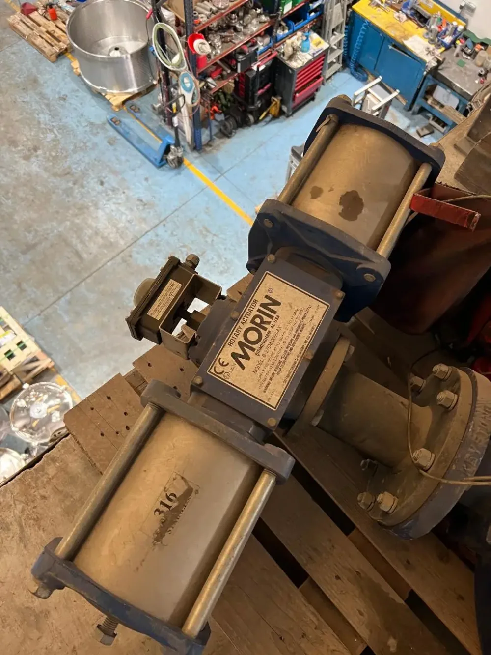 USED MORIN BUTTERFLY SOLENOID STAINLESS STEEL 316 DN700