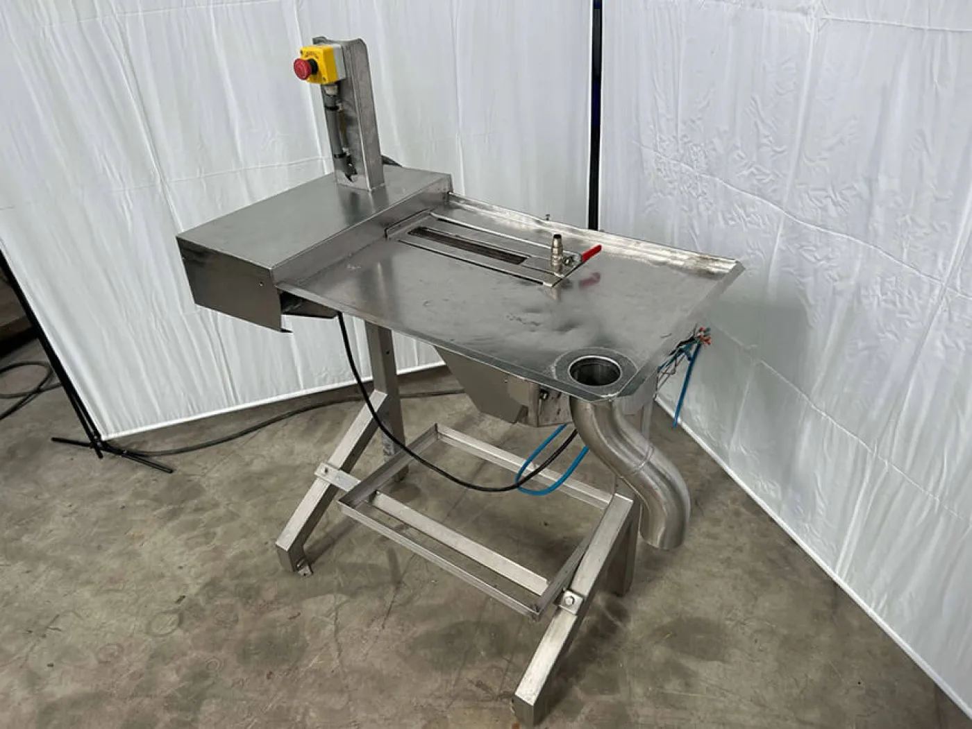 Gizzard peeling table - 2