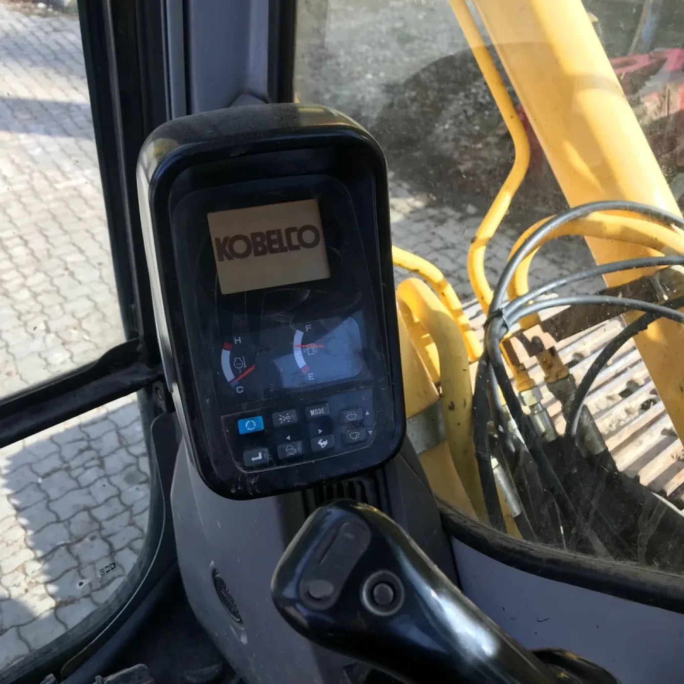 New Holland - E 215 B - 2