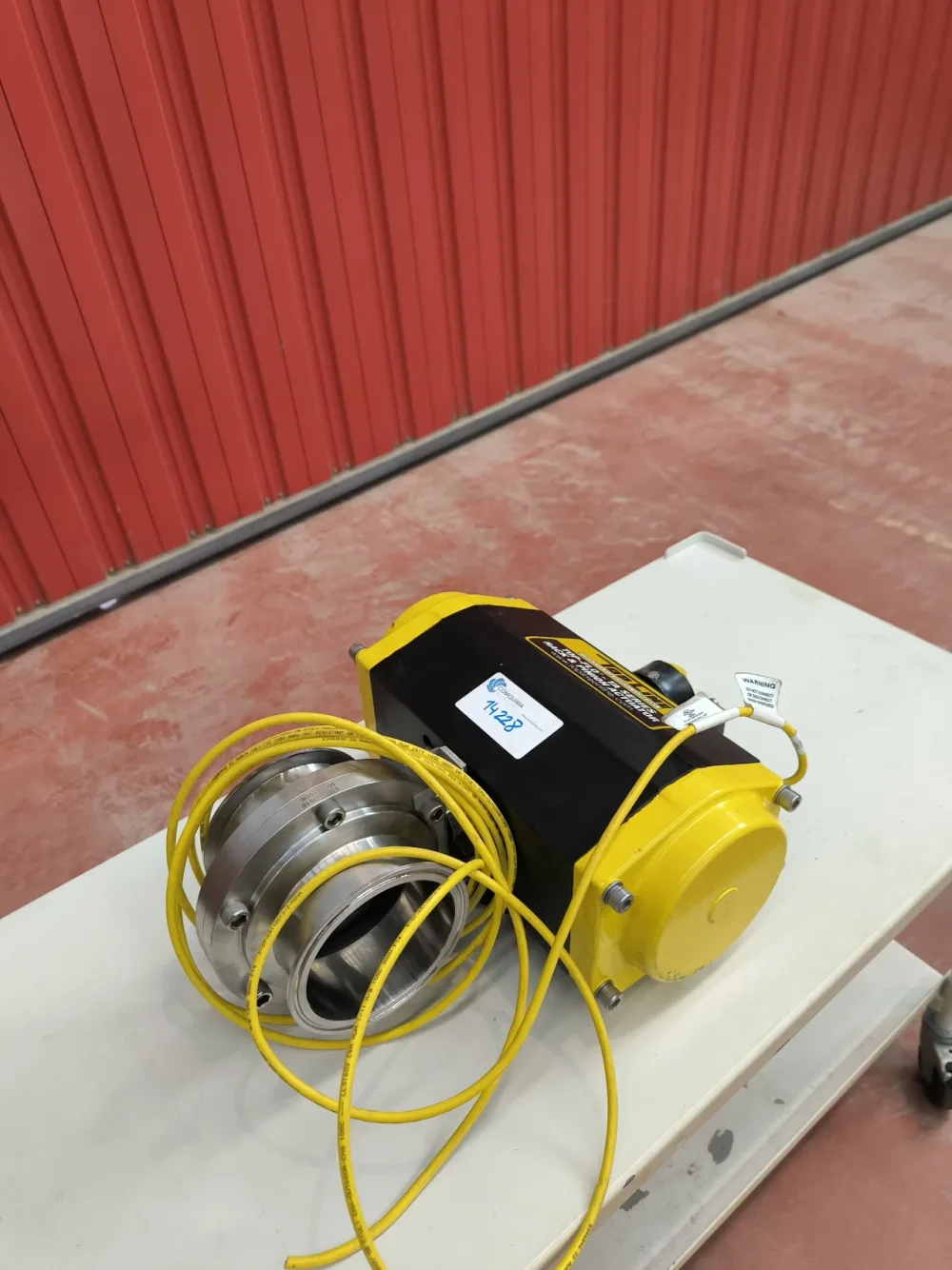 BUTTERFLY VALVE CLAMP 4" STAINLESS STEEL 316 WITH PNEUMATIC ACTUATOR TOP LINE TS127