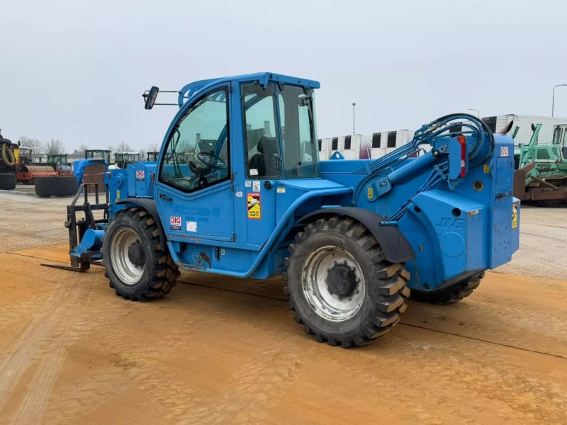 JLG 4013