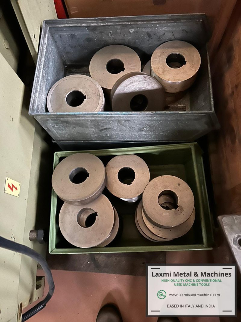 THREAD ROLLING MACHINE, WMW - UPW 25.1 - Laxmi Metal & Machines, Rohtak