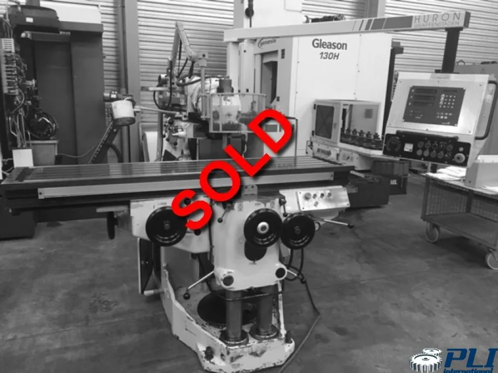 Conventional milling machine HURON MU6