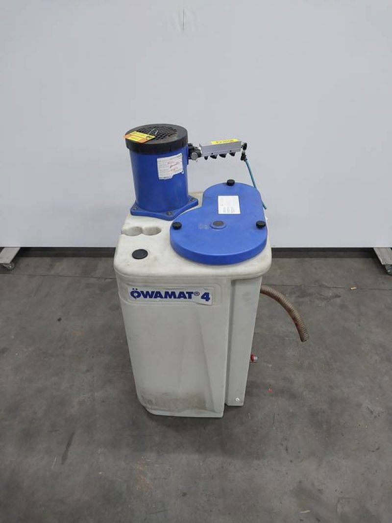 Oil-water separation unit
