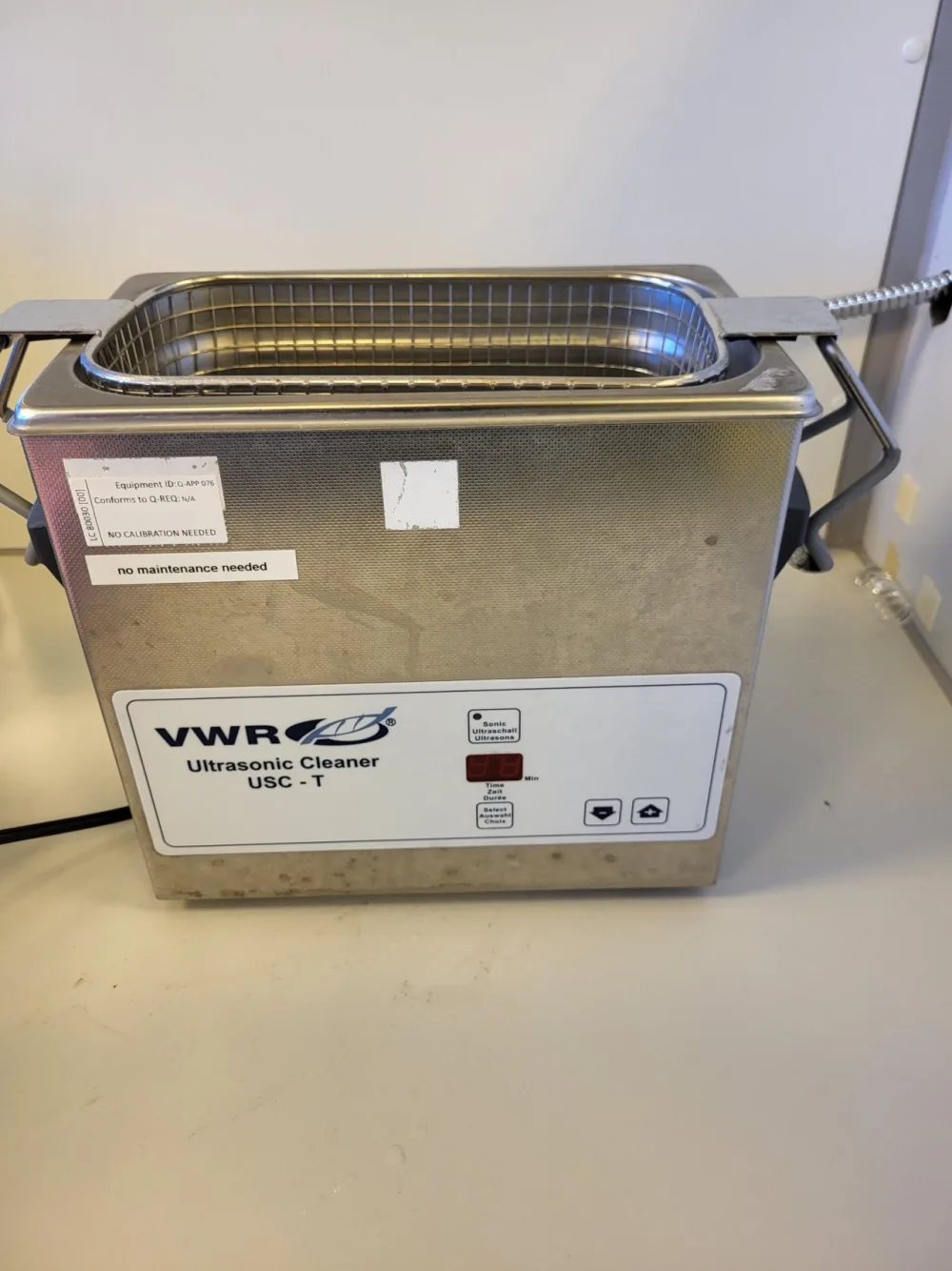2420 - Used VWR Ultrasonic Cleaner USC 300 T