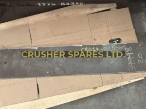 CR014-115-001 | Protection Liner Plate | Terex® XH320 |